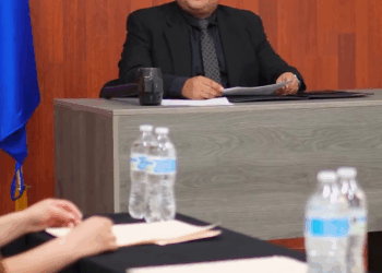 [COMPLETO] 0132H1006 Encontró a su esposo con otra mujer en la fiesta de su hijo Cast Karla Sandoval Andrea Jordan Elsa