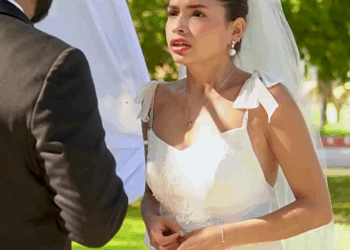 [COMPLETO] 0135H1006 Besó al sacerdote para huir de su boda Cast Karen Oliva Israel Urias Elsa Soto