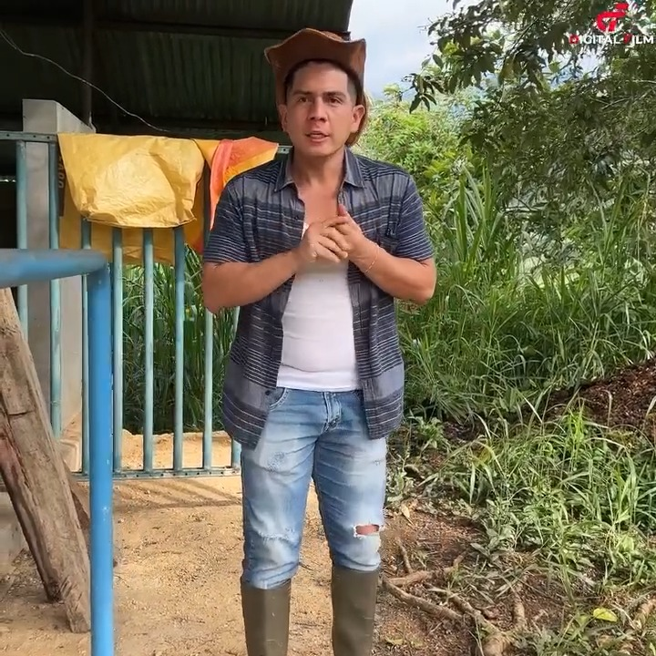 [COMPLETO] 0065H1020 El compadre cuidaba las plantas del jardín de su vecino Mi Poesia