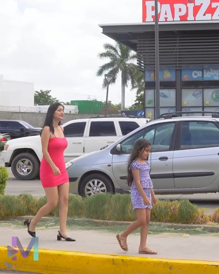 [COMPLETO] 0173H1006 No tenían papás e hizo todo lo posible por cuidar a su hermana