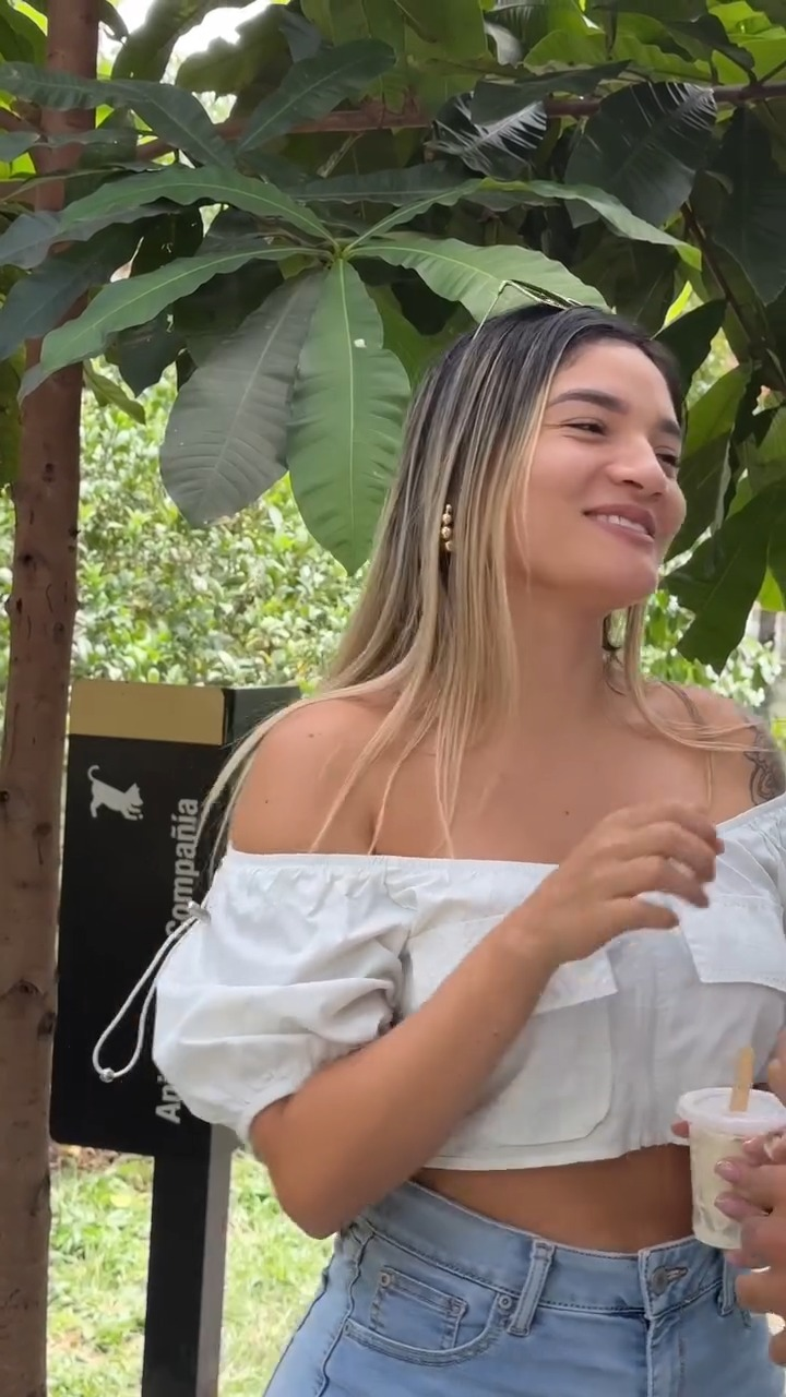 [COMPLETO] 0305H1020 Mi vecina me vio d3snud0 Sergio gonzalez