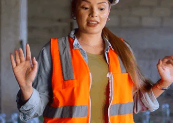 [COMPLETO] 0431H1020 Chica albañil enamoró al arquitecto de la obra Karen Oliva