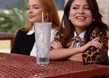 [COMPLETO] 0453H1020 Chico feo se ganó el corazón de la popular del colegio Karen Oliva