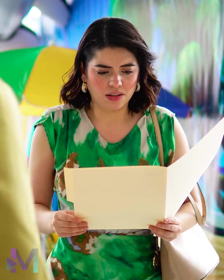 [COMPLETO] 0295H1006 Descubrió que su esposo le regalaba un auto último modelo a su cuñada