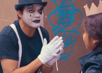 [COMPLETO] 0479H1020 Le hizo esto a esta niña, y la vida le dio una lección