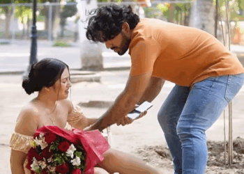 [COMPLETO] 0480H1020 Su novia le estrelló un pastel en la cara por celos