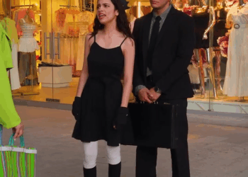 [COMPLETO] 0310H1006 Vendedora engreída la hizo menos por ser basurera Cast Karla Sandoval Isaac Maciel