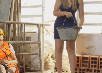 [COMPLETO] 0483H1020 Le hizo esto a su trabajador, pero la vida le dio una lección Felicidad