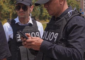 [COMPLETO] 0491H1020 Mujer le pide a un desconocido que finja ser su Esposo Felicidad