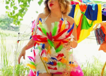 [COMPLETO] 0342H1006 El amor de una madre es paciente y perdona cuando todos los demás abandonan