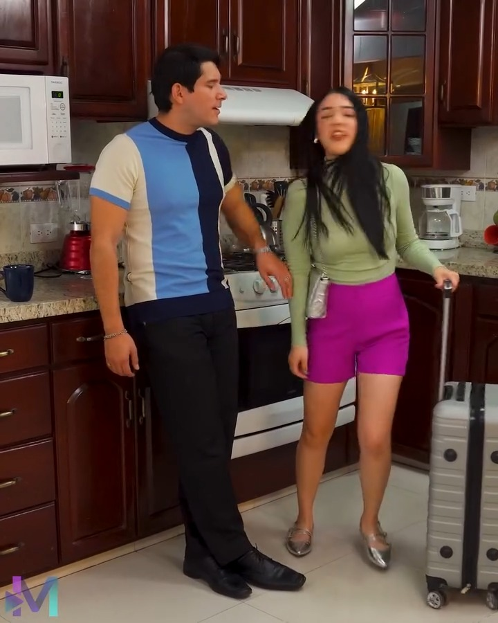 [COMPLETO] 0370H1006 Llegó a su boda vestida igual que la amante de su prometido Cast Karla Sandoval Isaac Maciel