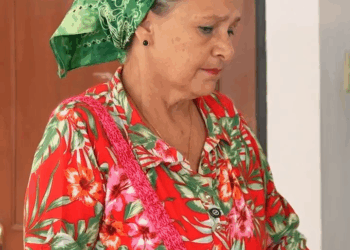 [COMPLETO] 0514H1020 Fingió estar en silla de ruedas pero la empleada fue más inteligente Caricaturas de Ayer