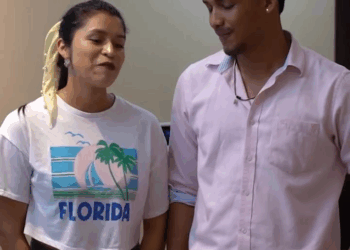 [COMPLETO] 0200H1020 Cómo las travesuras de una niña ayudaron a su padre a encontrar el amor