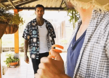 [COMPLETO] 0520H1020 Quiso deshacerse de su madre para quedarse con la herencia Caricaturas de Ayer