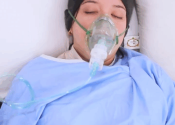 [COMPLETO] 0410H1006 Compró esta chica humilde para volverse millonaria Julia Salazar Reflexiones