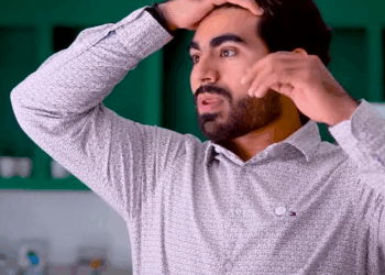 [COMPLETO] 0425H1006 Dejó a su novio por como la trataba