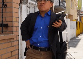 [COMPLETO] 0532H1020 Niña genio usa este truco para hacer justicia Caricaturas de Ayer