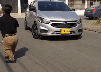 [COMPLETO] 0534H1020 Hombre ciego descubrió la infidelidad de su esposa con este truco Caricaturas de Ayer