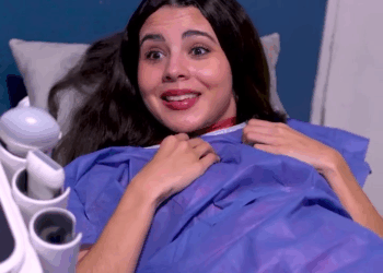 [COMPLETO] 0436H1006 Se embarazaron del mismo hombre, sin importarles su amistad