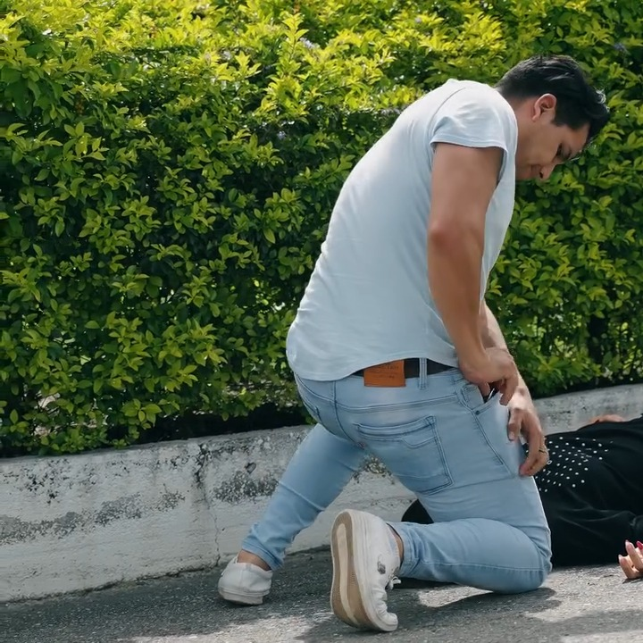 [COMPLETO] 0730H1020 Madre hizo estas pruebas a estas señoritas para ver cual es la indicada para tener un bebé con su hi