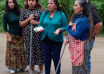 [COMPLETO] 0734H1020 Mujer hacia esto para alimentar a su bebé, al final se descubrió esta verdad El Mensajero