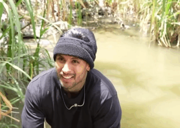 [COMPLETO] 0540H1020 Mujer protegida y bendecida por Dios es intocable Caricaturas de Ayer