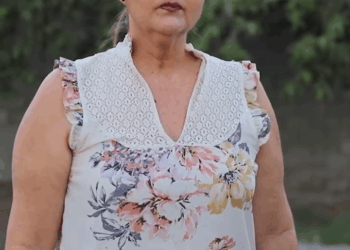 [COMPLETO] 0453H1006 Negó a su mamá por ser una familia pobre Julia Salazar Reflexiones