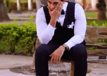 [COMPLETO] 0459H1006 Se BESÓ con su MEJOR AMIGO enfrente de su PROMETIDA