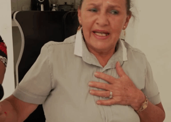 [COMPLETO] 0545H1020 Le gustaba a su tía hasta que hicieron esto Caricaturas de Ayer