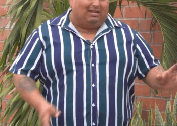 [COMPLETO] 0079H1020 Mi vecino quiere que que lo preste o lo alquile Mi Poesia