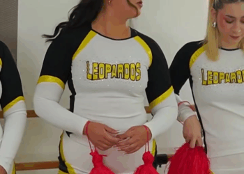 [COMPLETO] 0481H1006 Su papá no la dejaba usar maquillaje ni vestirse como quería Cast Karla Sandoval Isaac Maciel