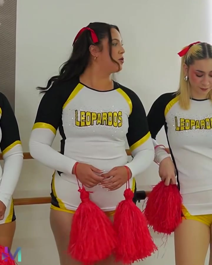 [COMPLETO] 0481H1006 Su papá no la dejaba usar maquillaje ni vestirse como quería Cast Karla Sandoval Isaac Maciel