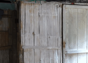 [COMPLETO] 0018H1020 La llevo a vivir a la casa donde vivia con el papa Mi Poesia