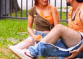 [COMPLETO] 0537H1006 Encontró el amor de su vida en un hombre de la calle Elsa Soto