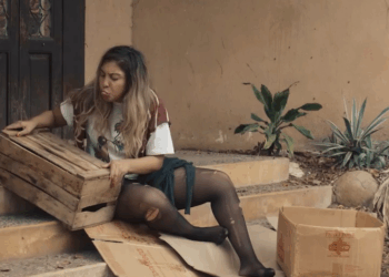 [COMPLETO] 0770H1020 Mujer ofreció mucho dinero a esta mendiga para que se αcu3st3 con su esposo El Mensajero