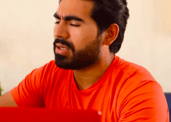 [COMPLETO] 0554H1006 Su novio sospechaba de ella por un perfil falso en internet