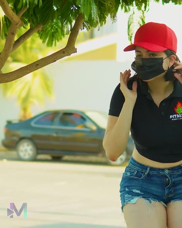 [COMPLETO] 0583H1006 Fingia ser empresaria para que su esposo no la abandonara