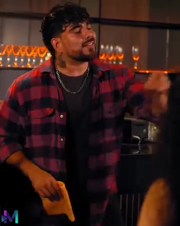 [COMPLETO] 0603H1006 Fue amable con una desconocida y ella se obsesionó con él Orlando Lizarraga