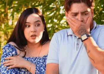 [COMPLETO] 0639H1006 Llevó los papeles del divorcio a la revelación de su amante