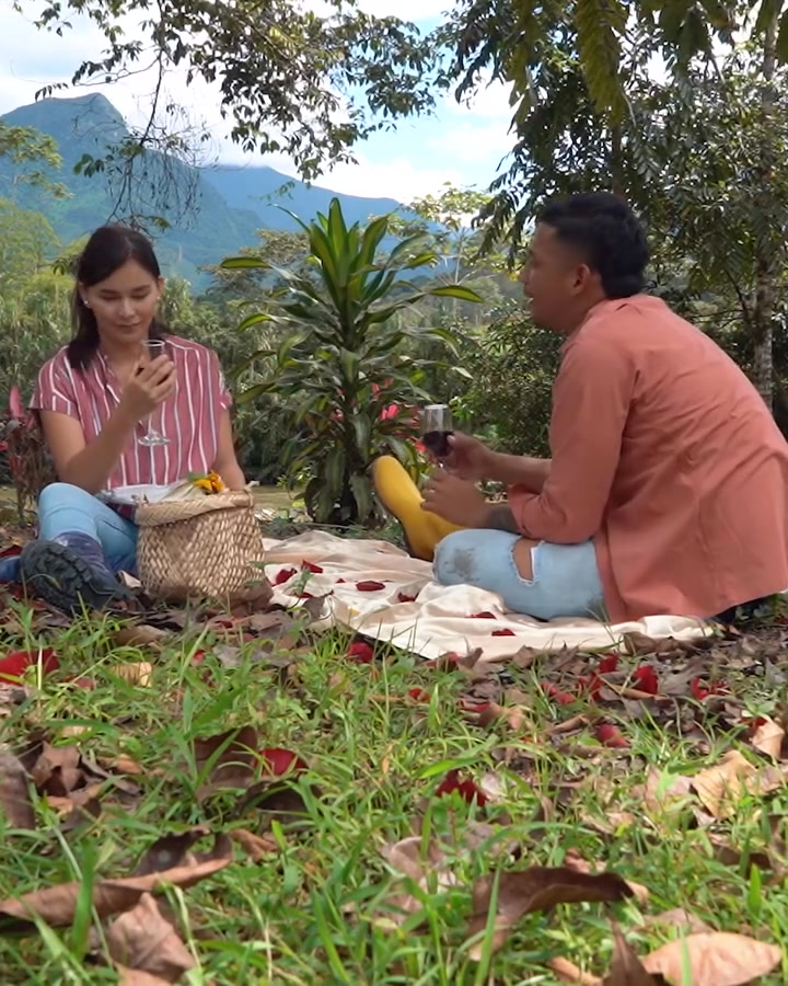 [COMPLETO] 0188H1020 Esposa abandona a su esposo cuando él más la necesitaba
