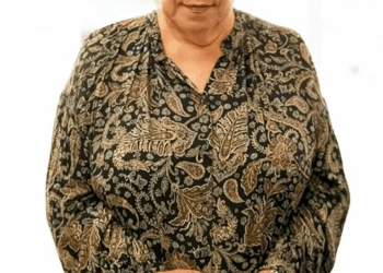 [COMPLETO] 0647H1006 Mujer presumida perdió el trabajo por no ser humilde