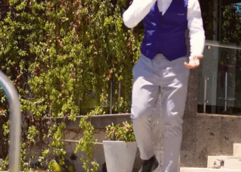 [COMPLETO] 0650H1006 Fue capaz de vender a su esposa por un ascenso laboral