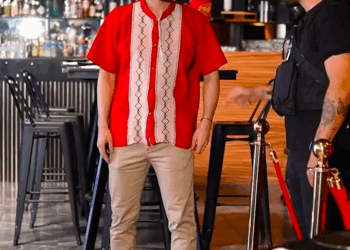 [COMPLETO] 0655H1006 Le negaron la entrada a campesino sin saber quien era en realidad Elsa Soto