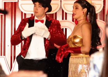 [COMPLETO] 0657H1006 Gracias a un truco de mágia, pudo librarse de su esposo