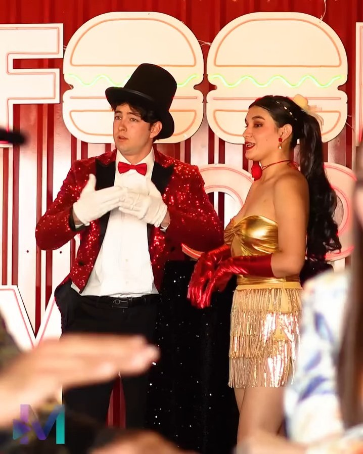 [COMPLETO] 0657H1006 Gracias a un truco de mágia, pudo librarse de su esposo