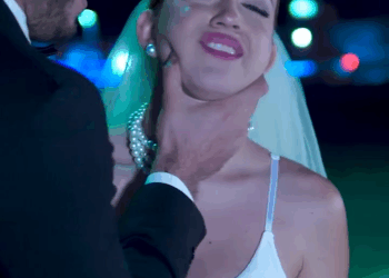 [COMPLETO] 0731H1006 Escapó de su prometido malvado el día de su boda Elsa Soto