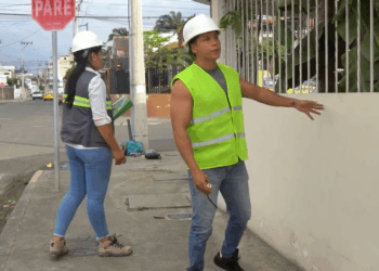 [COMPLETO] 0031H1020 El obrero de suerte Mi Poesia