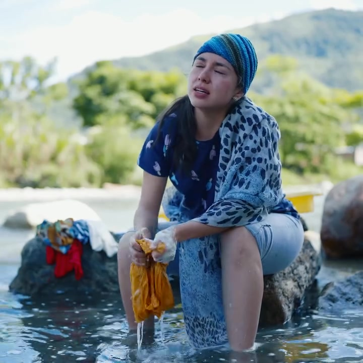 [COMPLETO] 0790H1020 Le cortó la ropa con una tijera a su hermana para que nunca más le pida la lavadora