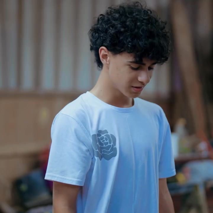 [COMPLETO] 0792H1020 Hermanos se quedaron huérfanos de muy pequeños y la vida los separo por esta razón