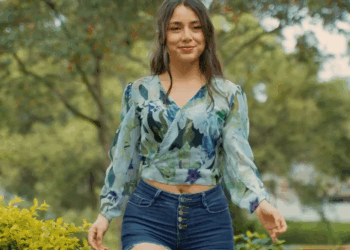 [COMPLETO] 0698H1020 Con un tubo εsta sεñorita robαbα las mαnzαnαs de esta mujεr por esta rαzón El Mensajero